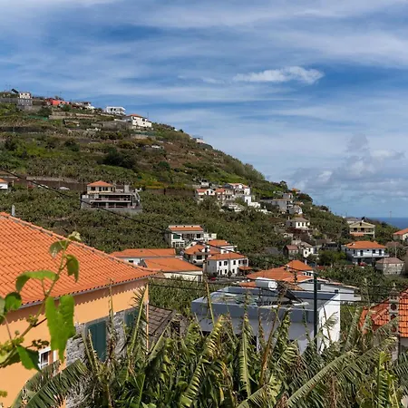 Nyaraló Sun Hill By An Island Ponta do Sol